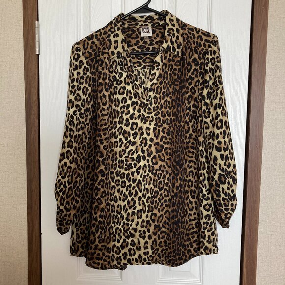 Anne Klein Leopard Print Relaxed Fit Roll Tab Sleeves Pullover Size S - Picture 1 of 9